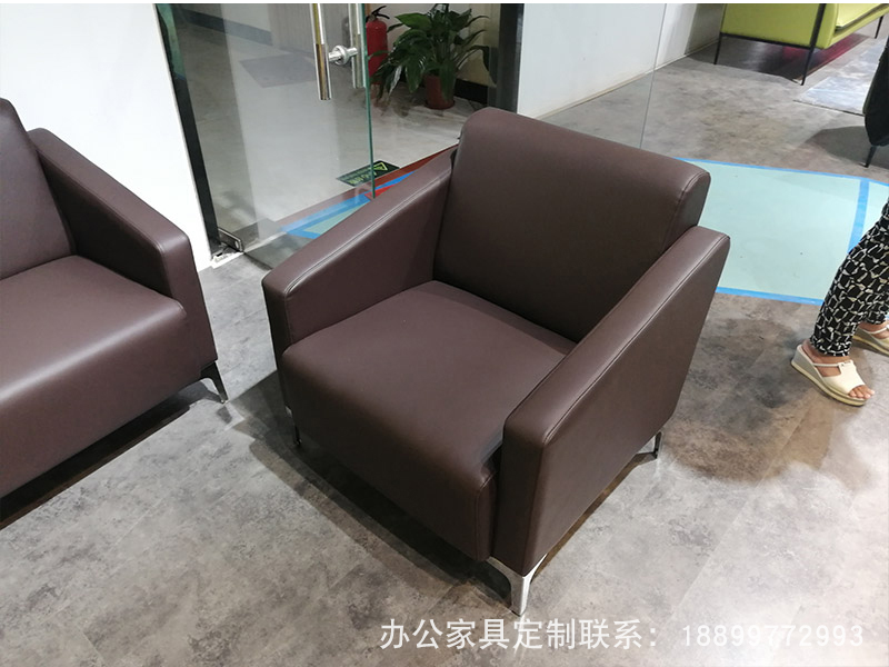 现代办公沙发