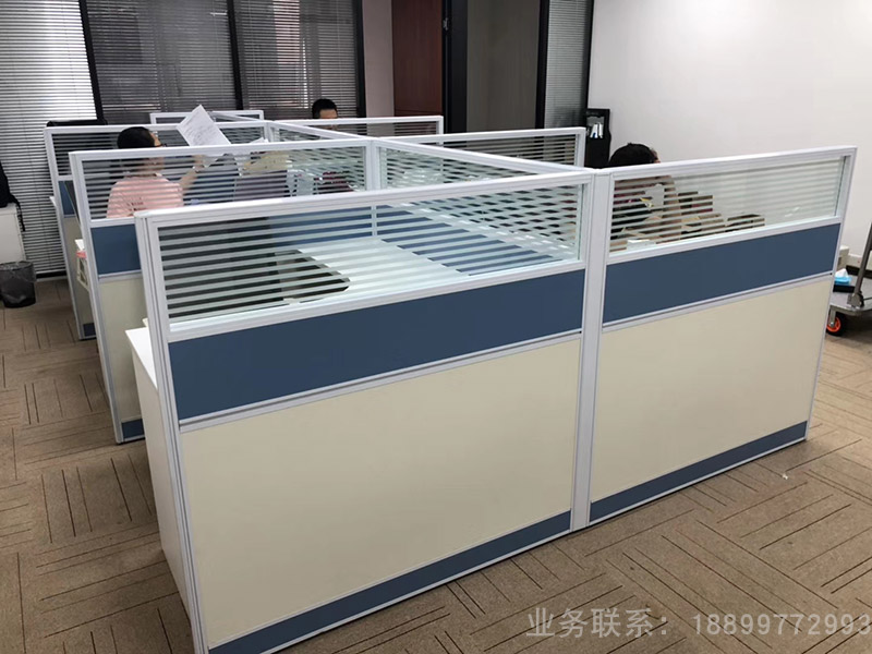 L型屏风卡位